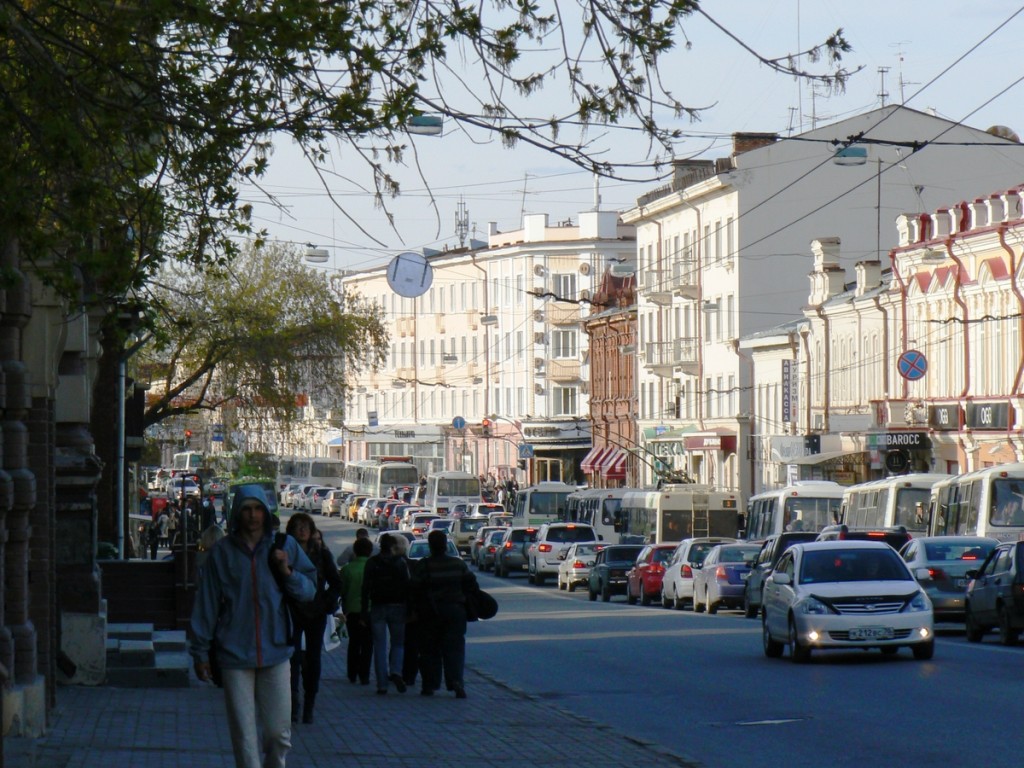 Tomsk ul Lenina near hotel