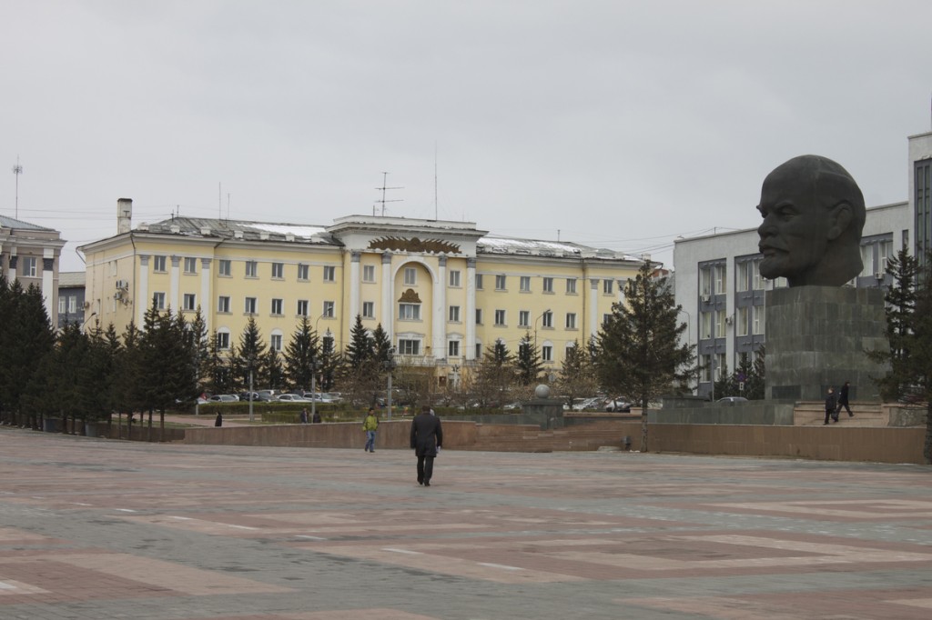 Ulan-Ude Lenin Head on Plaza Sovetov